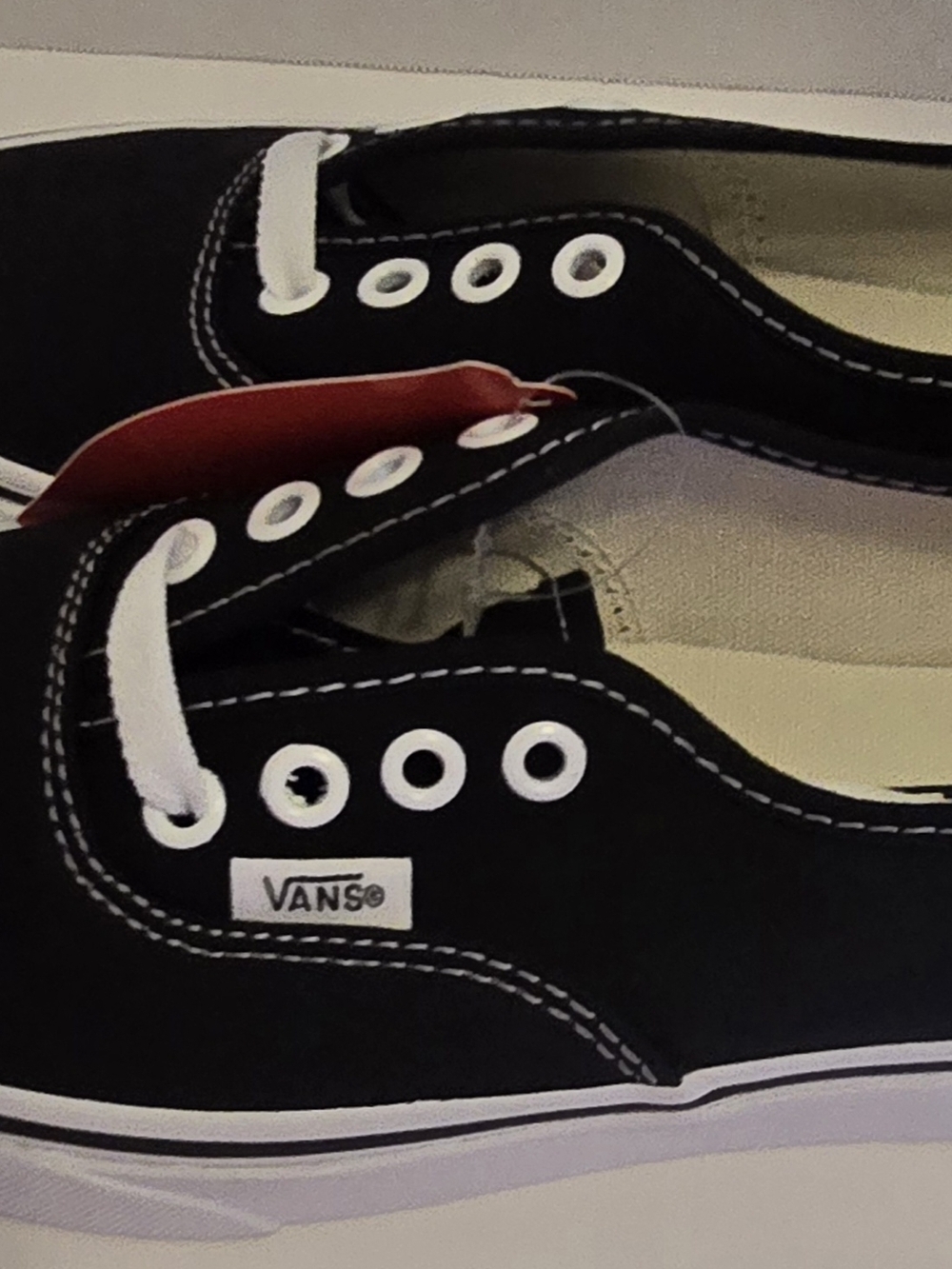 Vans Black Canvas Low-Top Sneakers New Size 5.5 - Picture 5 of 11